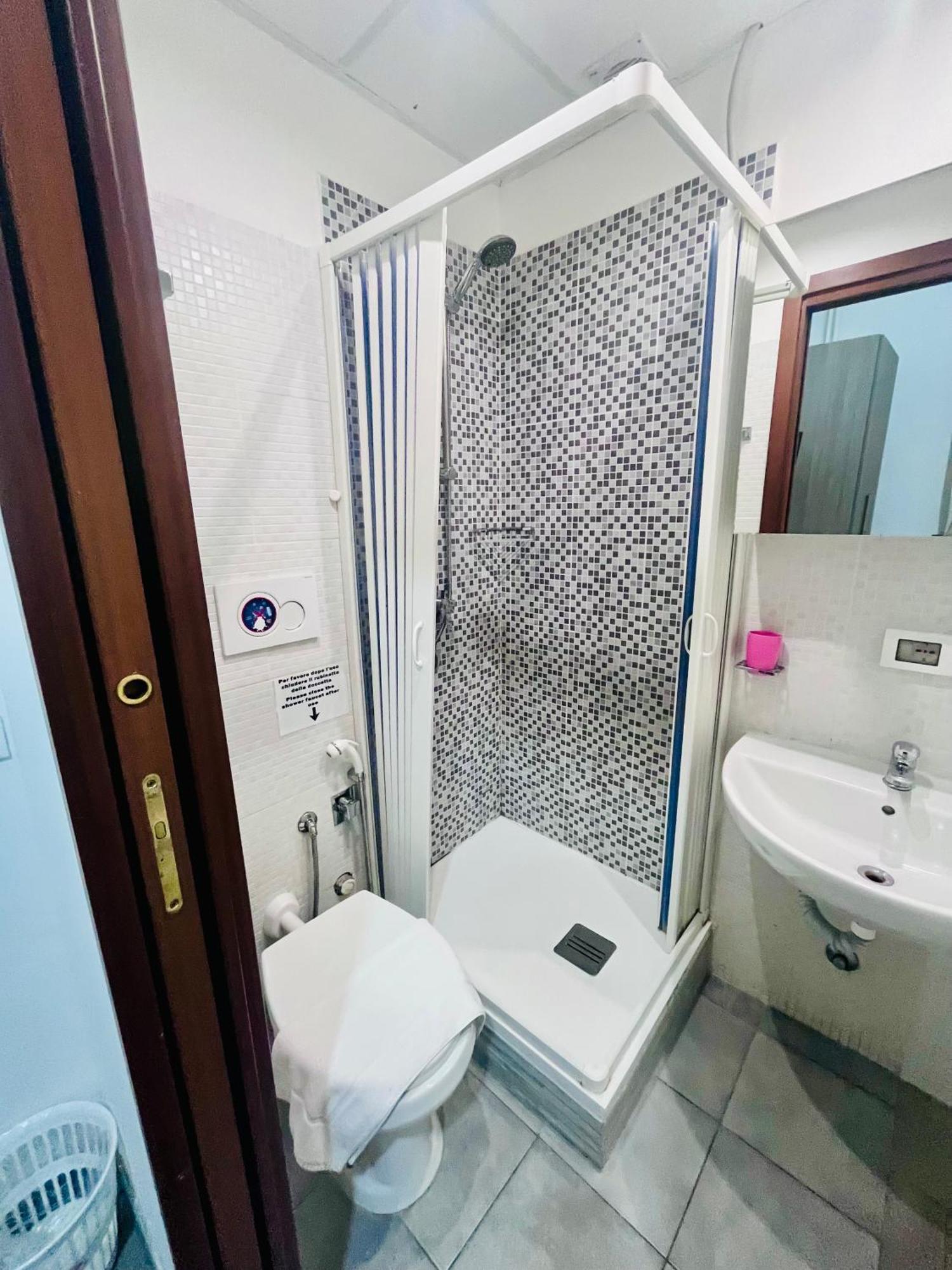 Grandis Rooms Rome Extérieur photo